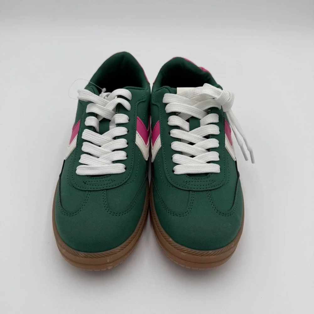 NWOT Dolce Vita Sybela Low Top Retro Sneakers 7 Green‎ Pink Gum Sole Lace Up